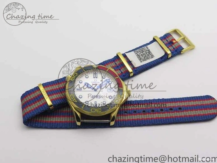 0327 Modern Seamaster 300M 007 YG URF 1:1 Best Edition White Dial Ceramic Bezel On Nylon Strap A 8115